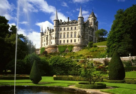 Dunrobin Sutherland - trees, fountain, Castle, park