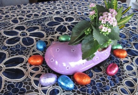 Pink flowers at Easter - eggs, pink, blue, photography, green, flowers, chocolate, gold