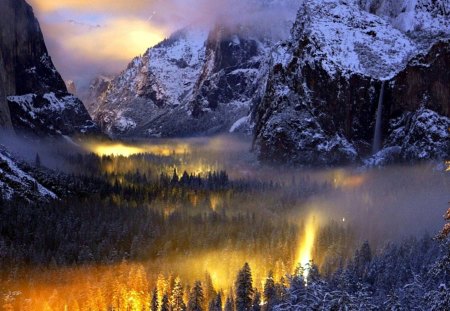 Morning Sunrise on Yosemite Valley, California - nature, trees, snow, mountains, sunrise