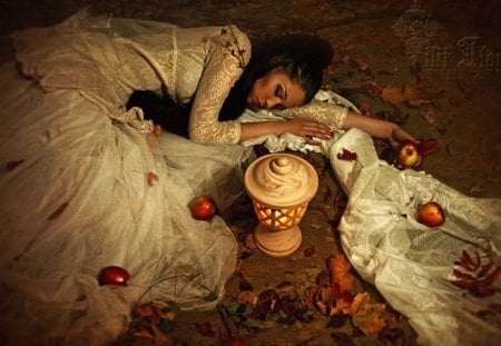 Snow White Sleep well - sleep, lady, model, snow white, apple