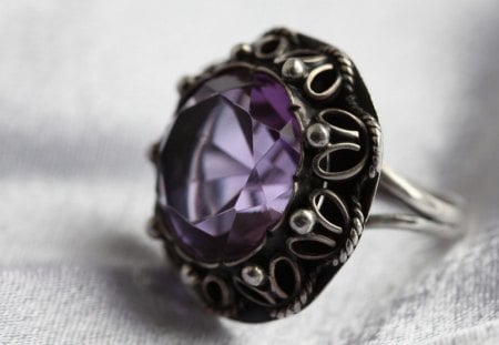 Amethyst silver ring - ring, silver, purple, rings, jewelry, amethyst, abstract