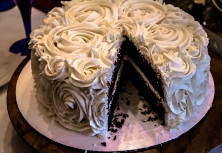 chocolate cake - entertainment, cake, yummy, foods