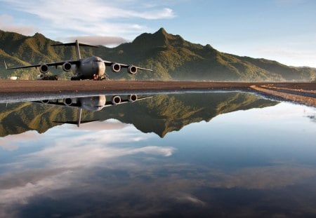 c-17 globemaster reflected in a pool - mountains, pool, reflection, plane, transport