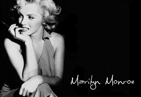 Marilyn Monroe - norma jeane mortenson, norma jeane, marilyn, marilyn monroe