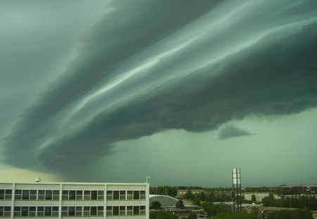 Shelf Cloud Over DeKalb, IL - mn, il, green, shelf cloud over dekalb