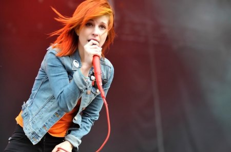 hayley - music, rock, girl, singer, microphone