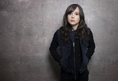 Ellen Page - page, ellen page, ellen, model, beautiful, actress