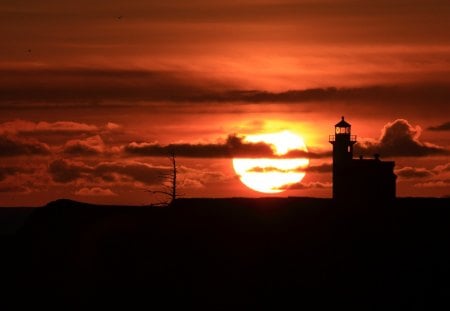 cape arago lighthouse in spectacular sunset - silhouette, lighthouse, clouds, architecture, sunset, coast