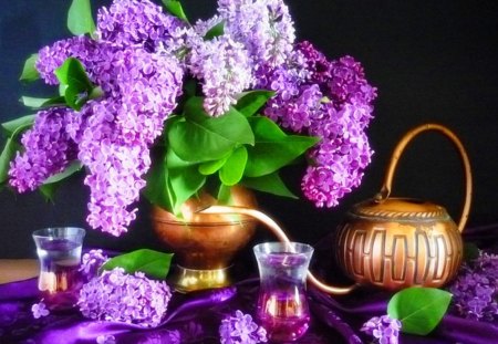 The scent of lilac - beautiful, photography, stilll life, small, lilac, spring, kettle, tea, petals, leaves, flowers, nature, glasses, purple, scent, color