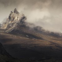 magnificent himalayan mountains