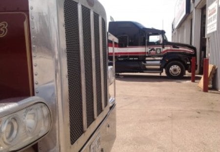 ~~; pitstop ;~~ - peterbilt, pitstop, kenworth, trucks