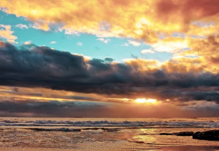 superb colorful sunset - horizon, clouds, beach, sunset, sea, waves