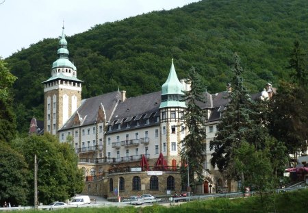 Hotel Castle (Hungary, Lillafüred) - park, hotel, forest, mountain