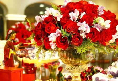 Fragnance in Red. - flowers, white, red, roses