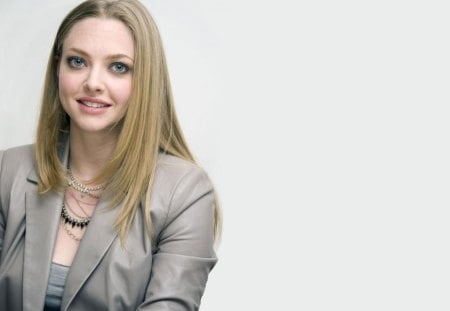 Amanda Seyfried - actress, amanda, beautiful, amanda seyfried, model, blonde, seyfried