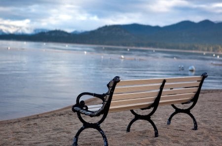 Front Row Seat - front row seat, shore, on the shore, beach front, beach shore