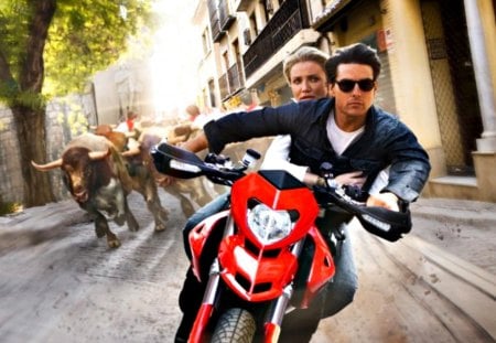 Knight and Day (2010) - actor, cameron diaz, run, blonde, man, tom cruise, actress, bike, black, animal, glasses, red, woman, bull, knight and day, movie