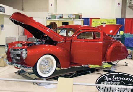 Futurama Forty - red, classic, white walls, hotrod