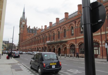 London Railway Architecture - stations, railways, london, anceint, archirecture