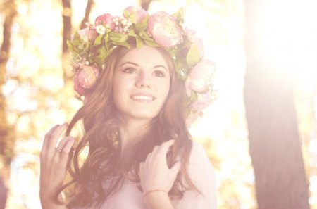 Flower Girl - girl, smile, flower, wreath