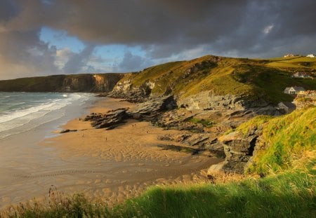 fabulous seacoast - houses, clouds, coast, gorge, beach, sea