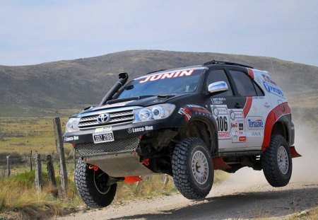 Toyota Fortuner - offroad, thrill, 4x4, rally