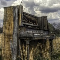 Old Piano