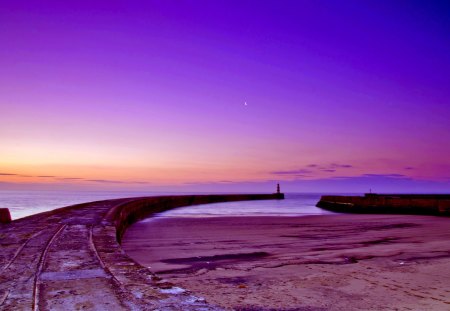 SEA HAM & LIGHTHOUSE - seaham, england, landscape, sea