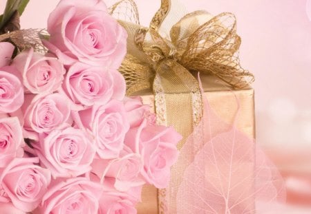 Happy Birthday! - woman, happy birthday, gift, day, mother, bouquet, valentine, rose, glitter, bow, box, yellow, pink, golden, flower