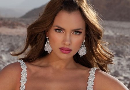 Irina Shayk - earring, girl, beauty, green eyes, jewel, irina shayk, white, woman, model