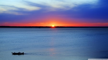 Homeward Bound - calm seas, fishing, sailing, homeward bound, calm ocean