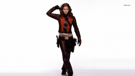 jessica biel - style, war, girl, walk