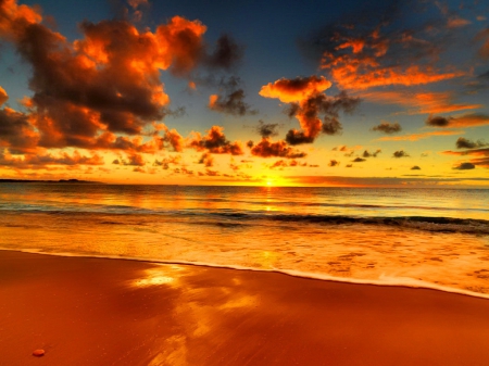 Sea sunset - nice, beach, sky, sundown, water, sunset, amazing, reflection, pretty, golden, sands, ocean, lovely, waves, nature, glow, beautiful, sea