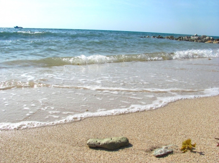 Beach Of Blue - relaxation, beach, rock, ocean, sand, nature, tropical, waves, paradise