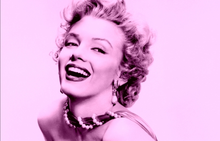 Marilyn Monroe - girl, beauty, pink, cehenot, actress, necklace, smile, marilyn monroe, woman