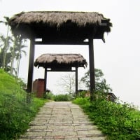 The mountain trailhead