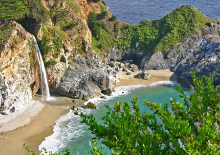 McWay falls - nice, water, waterfall, bay, rocks, view, fall, pretty, branches, sands, falling, summer, lovely, waves, nature, beautiful, sea