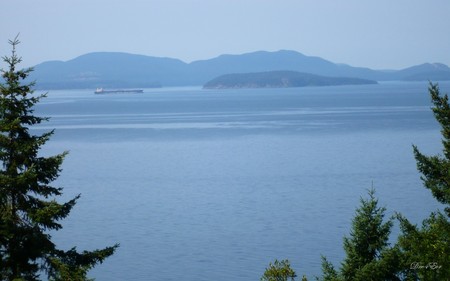 Oil Barge - widescreen, water, blue, island, barge, ocean, washington