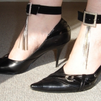 Black straps