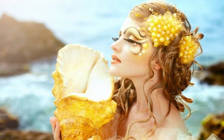 Mermaid - summer, make-up, water, beauty, model, shell, yellow, ocean, girl, blue, fantasy, mermaid, sea, waves, woman, fantaasy