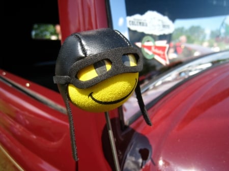 Power Meet Nossebro Sweden - yellow, cap, car, red, decoration