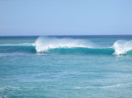 Racing Waves - water, ocean, caps, waves