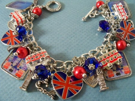 Remember me. - necklace, blue, red, hearts