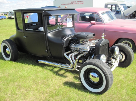 1927 Ford Coupe - black, Ford, tires, headlights, photography, Engine