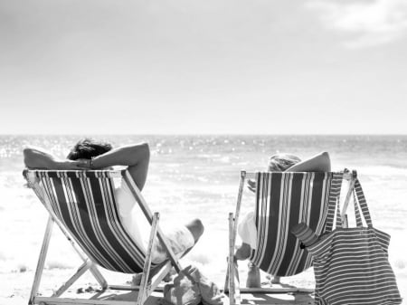 relax - sky, photography, sun, wp, summer, bag, bw, black, white, rest, sea, sand, relax