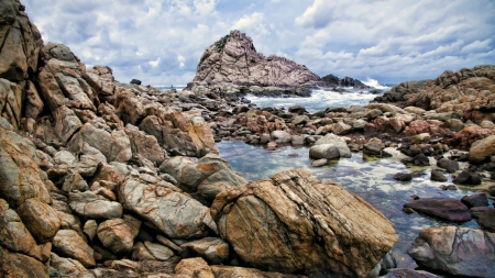 gorgeous rocky seashore - clouds, shore, pools, sea, waves, rocks