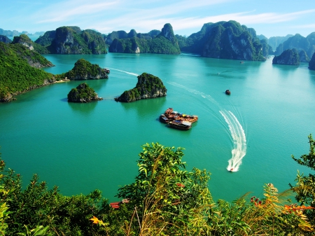 Vietnam's Treasure - lakes, nature, treasure, vietnam