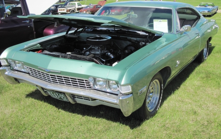 1968 Chevrolet Impala sport coupe - black, tires, headlights, photography, Green, Chevrolet