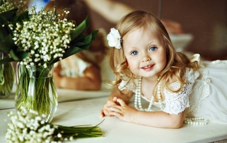 Little Princess - little lady, girl, eyes, flowers, hands, smile, lady, face, little