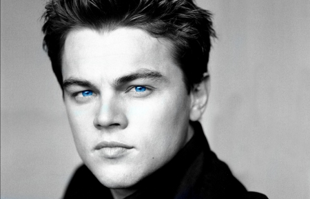 Leonardo DiCaprio - black, actor, white, leonardo dicaprio, man, monochrome, blue eyes